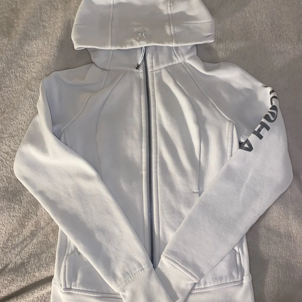 🔥 Lululemon Athletica White Hoodie Size 4 Excellent Condition - Picture 7 of 10